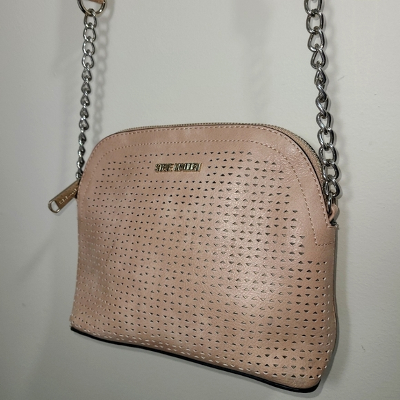 Steve Madden Pink Crossbody Purse Bag – Perforated Faux Leather, Chain Strap EUC - Picture 1 of 10